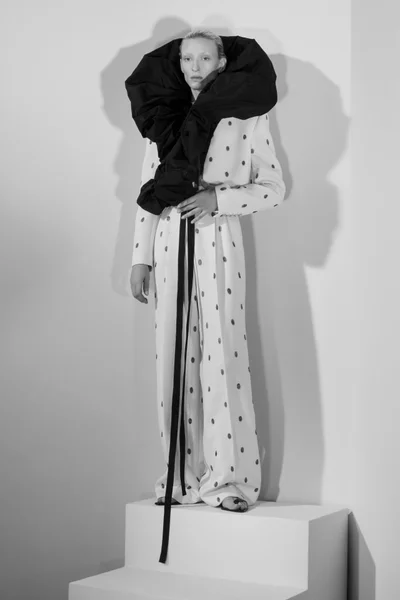 Look 25